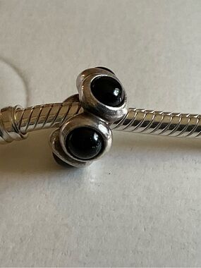 Sterling Silver Black Cabochon Charm Bracelet Accent